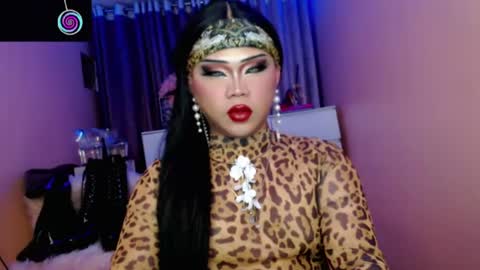 Queen Mireska online show from July 28, 7:39 pm