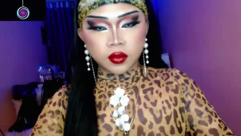 Queen Mireska online show from July 28, 4:05 pm