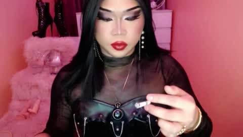 Queen Mireska online show from October 12, 2:09 pm