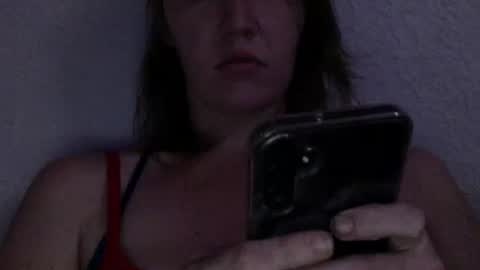 Snapshot of amileamariestar chatting on December 9, 3:29 am amileamariestar online show from December 9, 3:29 am