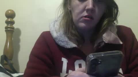 Snapshot of amileamariestar chatting on December 7, 11:29 pm amileamariestar online show from December 7, 11:29 pm