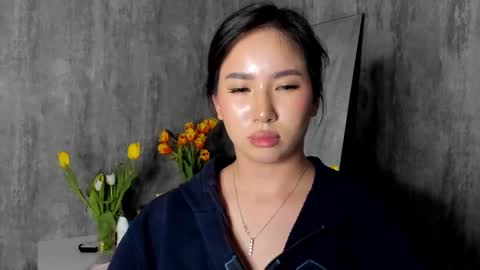 Amina online show from March 10, 6:12 pm