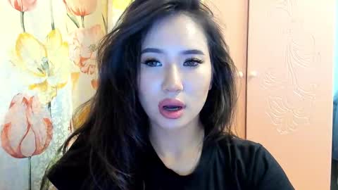 Amina online show from October 26, 6:18 pm