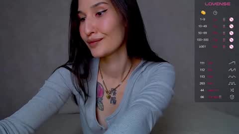 Camilla online show from September 27, 11:35 pm