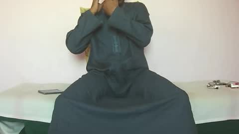 Amir online show from October 21, 2:32 pm