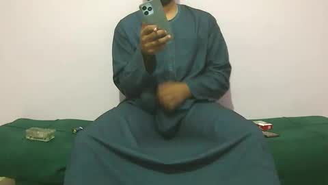 Amir online show from October 2, 7:45 pm