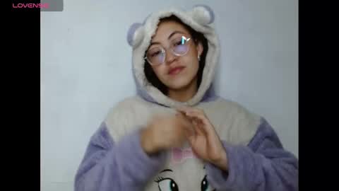 Snapshot of amitlu_ chatting on December 24, 3:49 am amitlu_ online show from December 24, 3:49 am
