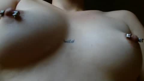 Snapshot of amitlu_ chatting on March 10, 8:45 pm amitlu_ online show from March 10, 8:45 pm