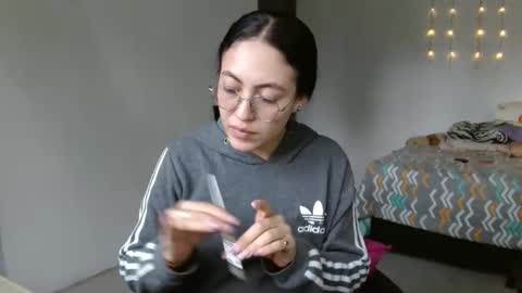 Snapshot of amitlu_ chatting on February 3, 7:31 pm amitlu_ online show from February 3, 7:31 pm