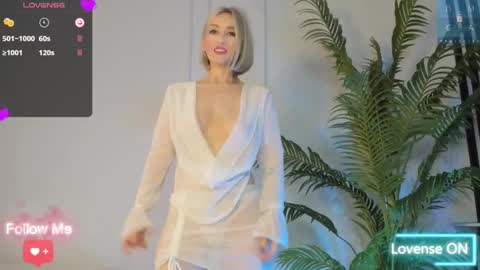Snapshot of amiwong chatting on February 28, 6:10 am amiwong online show from February 28, 6:10 am