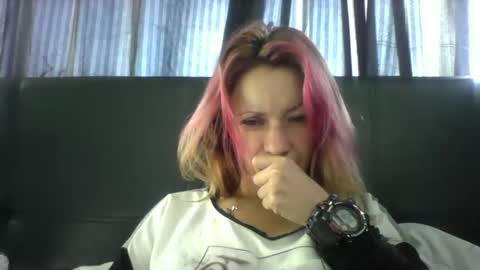 Paula D online show from February 6, 1:10 pm
