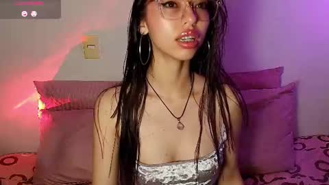 Ammelie online show from July 18, 3:52 am