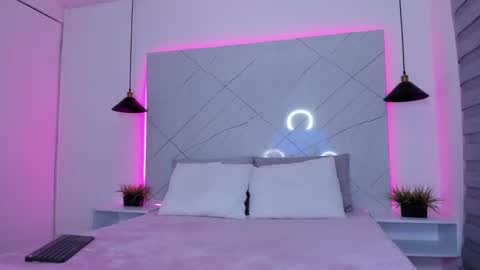 Snapshot of ammy_camm chatting on February 11, 4:11 am Ammy  online show from February 11, 4:11 am