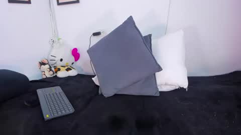 Lu online show from July 18, 7:21 am
