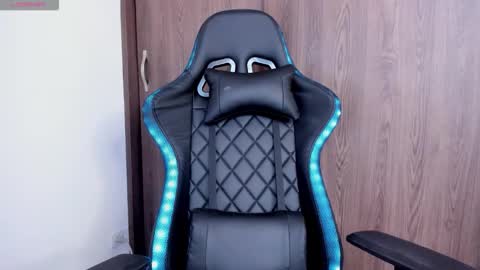 ammy online show from December 4, 4:28 pm