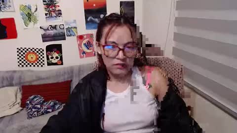 Snapshot of ammysweetx chatting on March 8, 12:00 am yisel online show from March 8, 12:00 am