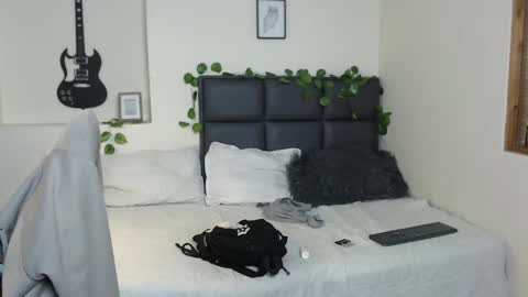 Amnesia online show from September 22, 12:42 pm