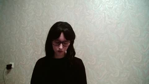 Amomira online show from May 9, 2:56 pm