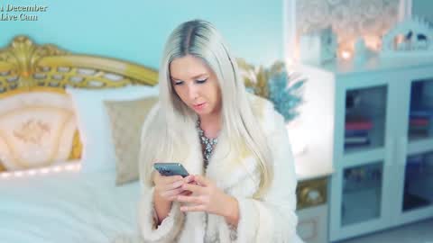 Snapshot of amoramias chatting on December 1, 6:43 pm Im the first transgender post-op model on haturbate. I have a new sweet pussy... online show from December 1, 6:43 pm