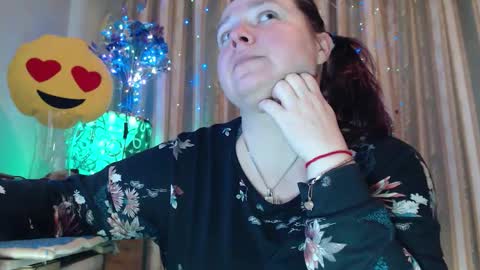 amorelara online show from March 1, 8:29 am