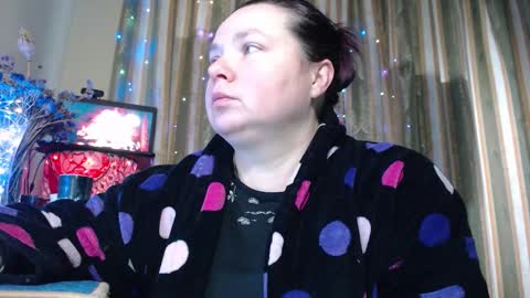 amorelara online show from February 1, 6:32 am