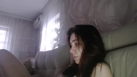 miss unforgettable online show from December 3, 10:16 am