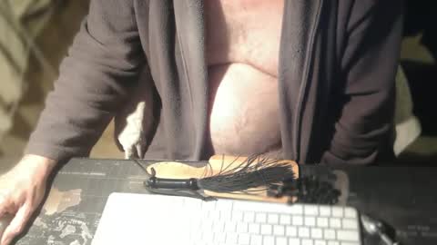 Snapshot of amslave4f chatting on September 15, 7:26 pm amslave4f online show from September 15, 7:26 pm