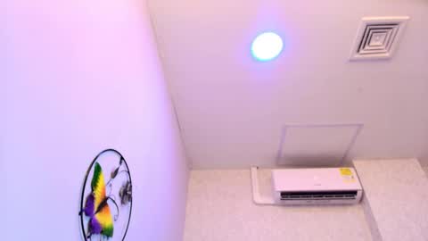 amy__wats0n online show from February 18, 7:13 pm