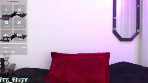 Amy online show from January 25, 5:51 pm