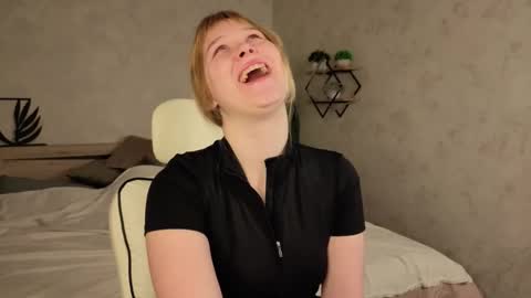 Amy online show from November 15, 12:23 am