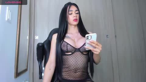 amy_lewis1 online show from January 14, 6:02 am