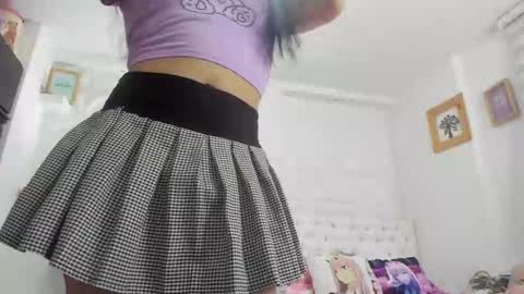 Snapshot of amy_queents chatting on March 8, 8:11 am Amy Caroland online show from March 8, 8:11 am