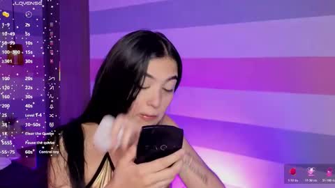 amy_saenz_ online show from October 29, 9:48 pm