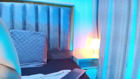 Amy online show from May 8, 12:33 pm