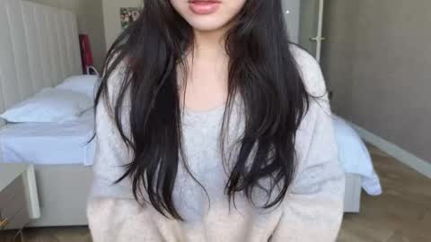 girl next door named Amy online show from September 29, 8:24 am