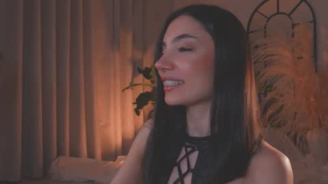 Amy Armstrong online show from October 7, 2:07 am