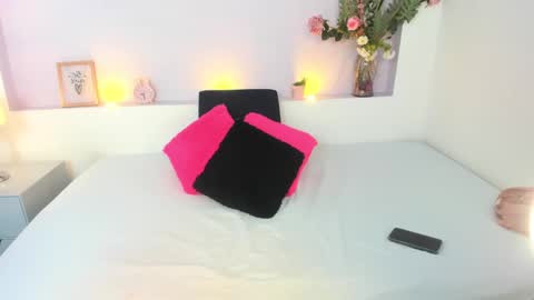 My name is AMY... Nice to meet you  thumb up me please its important online show from December 9, 4:05 pm