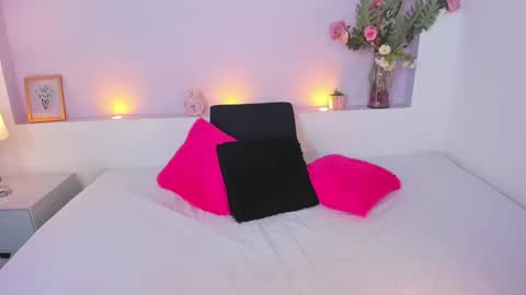 My name is AMY... Nice to meet you  thumb up me please its important online show from December 19, 7:18 pm