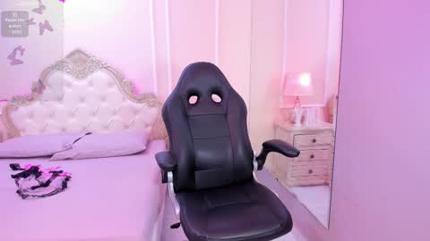 Amy online show from October 6, 7:31 pm