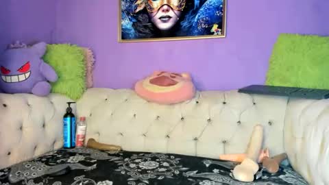 Amy Kamila online show from October 14, 12:35 am