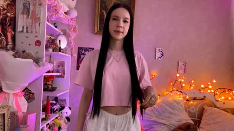 Snapshot of amygrav chatting on October 26, 12:39 pm Milou online show from October 26, 12:39 pm