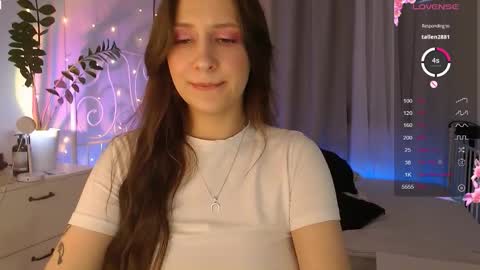 Amelia online show from October 16, 5:01 pm