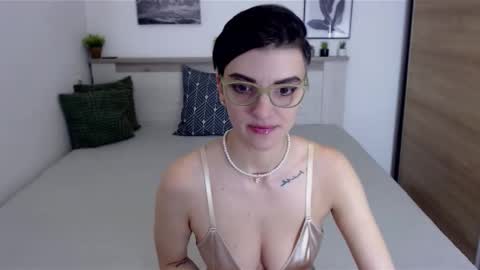Hi there guys  My pleasure in your hands  pvt is open online show from December 16, 7:37 am