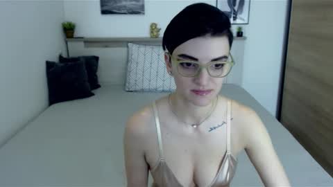 Hi there guys  My pleasure in your hands  pvt is open online show from January 13, 8:05 am