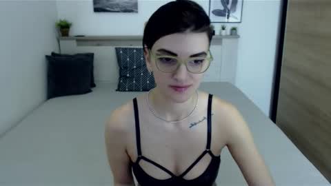 Hi there guys  My pleasure in your hands  pvt is open online show from February 2, 11:07 am