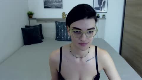 Hi there guys  My pleasure in your hands  pvt is open online show from January 22, 1:11 pm