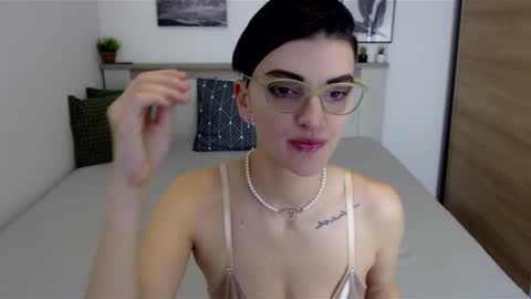 Hi there guys  My pleasure in your hands  pvt is open online show from December 8, 8:09 am