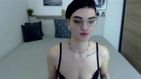 Hi there guys  My pleasure in your hands  pvt is open online show from January 23, 9:39 am
