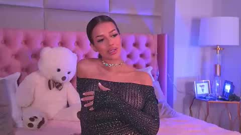 Amyra online show from October 3, 3:59 am