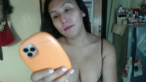 Snapshot of amysweetbabe chatting on February 21, 9:54 pm amysweetbabe online show from February 21, 9:54 pm